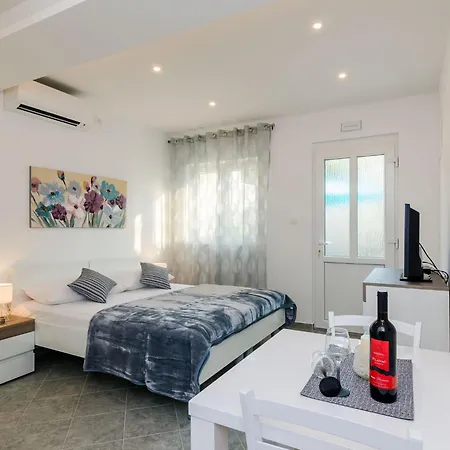 L&m - With Terrace Vlahini * Dubrovnik