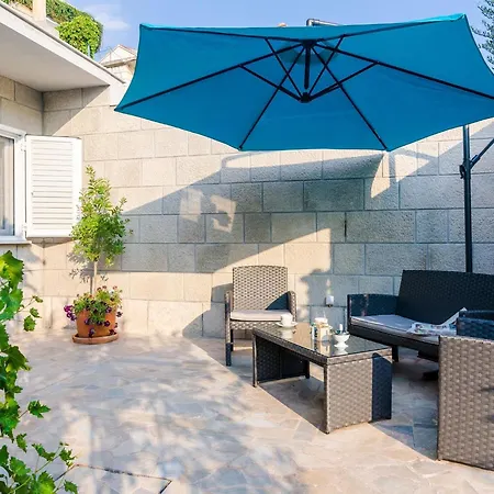 L&m - With Terrace Vlahini Apartamento *